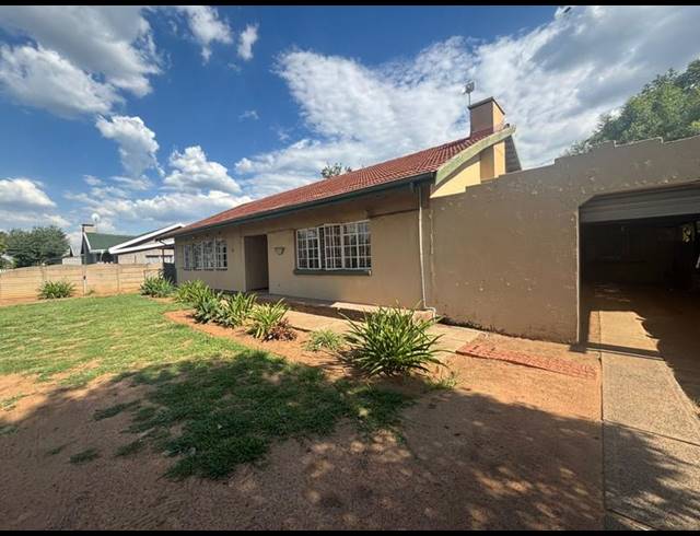 3 BEDROOM HOUSE FOR SALE IN VANDERBIJLPARK SE 1